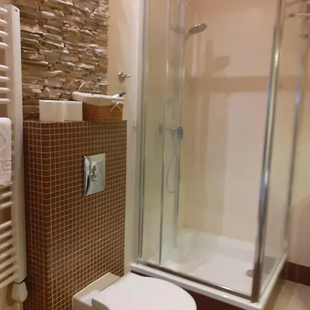 Hiszpanski Apartment